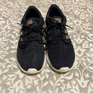 Adidas Cloudfoam Tennis Shoes